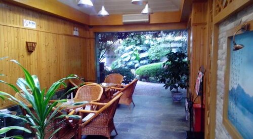 Spring City Inn - Machinery, Buchen Sie Hotel Panlong Kunming