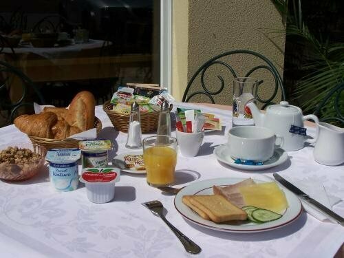 Logis Hotel de la Thalie, Забронировать Отель Шалон-сюр-Сон Saône-et-Loire