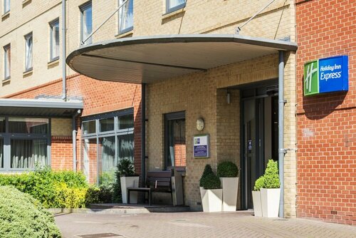 Holiday Inn Express Leicester, Rezervați Hotel Hoteluri în Leicestershire cu parcare, Parcare