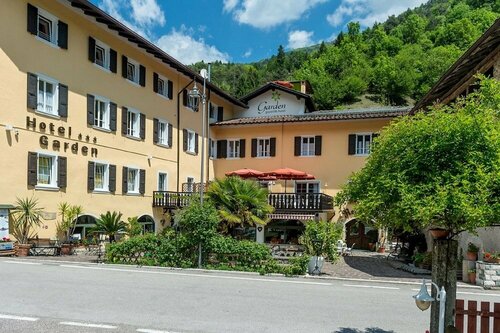 Good Life Hotel Garden - Private Spa and Pool, Забронировать Отель Пьеве-ди-Ледро Valle di Ledro