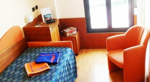 Miramare Hotel Ristorante Convegni aperto tutto lanno, Забронировать Отель Отели Чезенатико 4 звезды, 4*