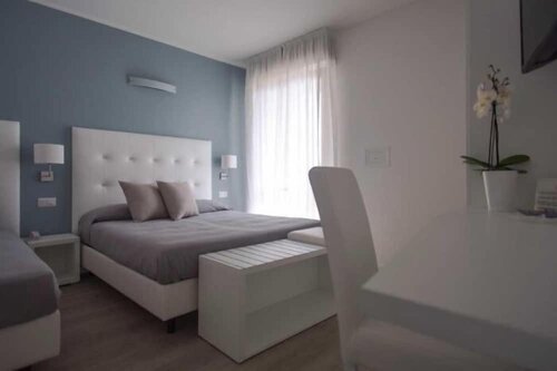 Hotel Ardea, Забронировать Отель Отели в центре Риччоне, в центре