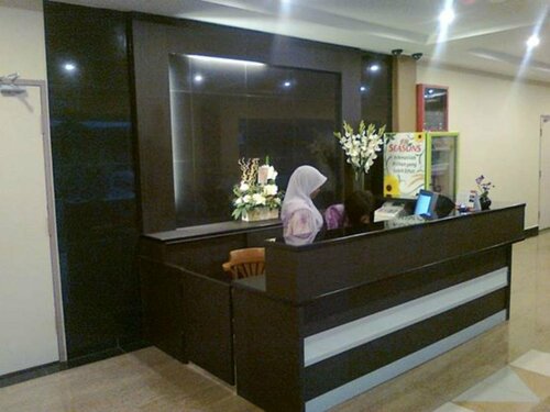 Hotel Putra Iskandar by OYO Rooms, Prenota Hotel Seri Iskandar Perak