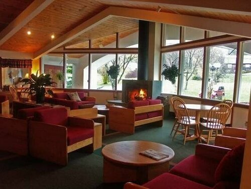 Tälta Lodge, a Bluebird by Lark, Забронировать Отель Стоу Stowe-Smuggler's Notch