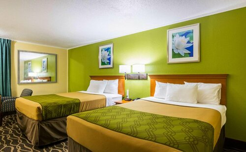 Econo Lodge Garden City - Savannah, Забронировать Отель Отели Гарден-Сити с бассейном, Бассейн