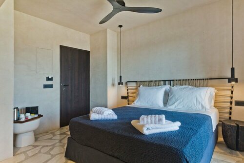 Almi Luxury Rooms, Забронировать Отель Отели Амупи с бассейном, Бассейн