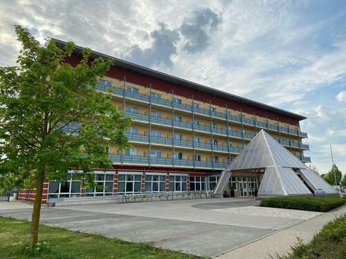 Kurhotel Pyramide Bad Windsheim, Забронировать Отель Бад-Виндсхайм Steigerwald