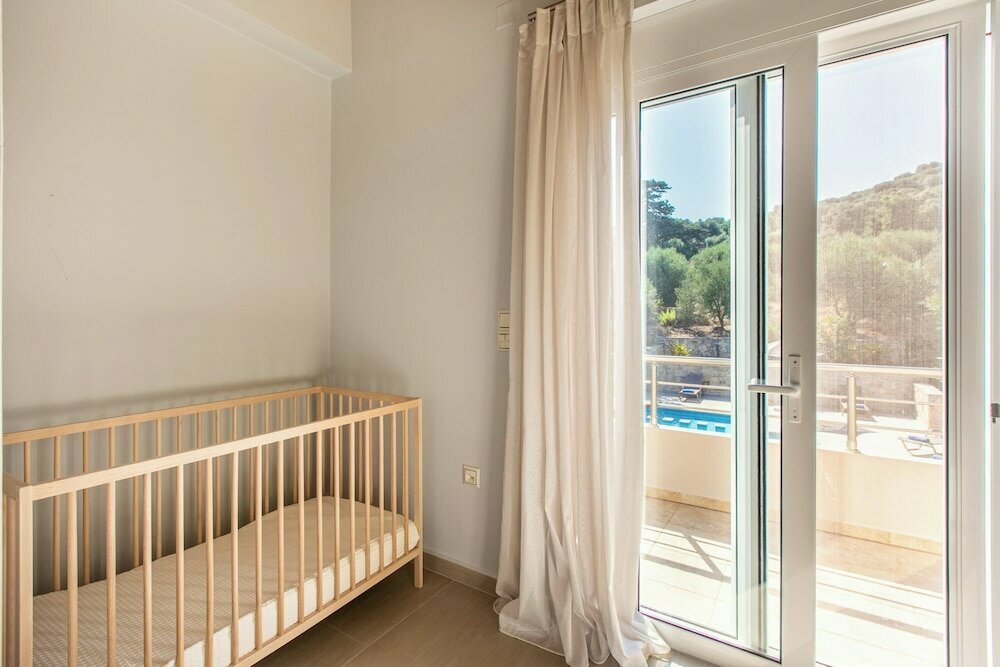Villa Neaira