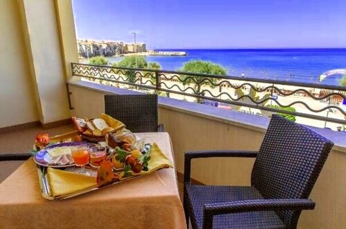 Hotel Riva Del Sole, Забронировать Отель Чефалу Madonie Regional Natural Park