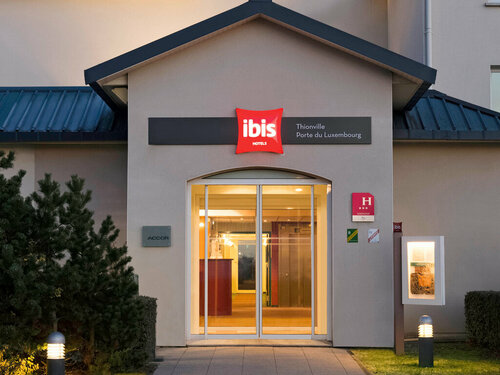 B&B HOTEL Thionville Yutz Route du Luxembourg, Забронировать Отель «постель и завтрак» Отели Тьонвиль с парковкой, Парковка