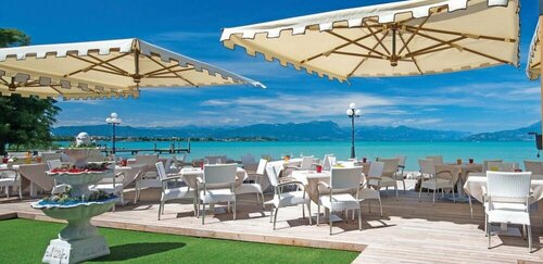 Hotel Lugana Parco Al Lago, Забронировать Отель Отели Ломбардии с парковкой, Парковка