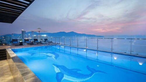 Sunny Ocean Hotel & Spa, Забронировать Курортный отель Дананг Дананг муниципалитет