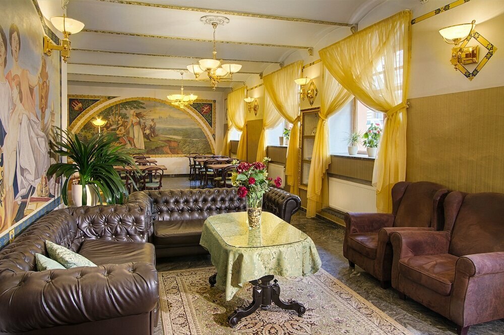Hotel Taurus