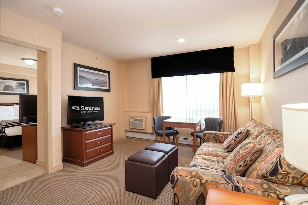Sandman Hotel & Suites Regina