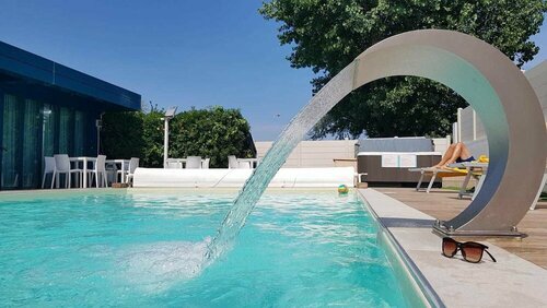 Hotel Aristeo Rimini fronte mare, Забронировать Отель Римини - центр города Римини