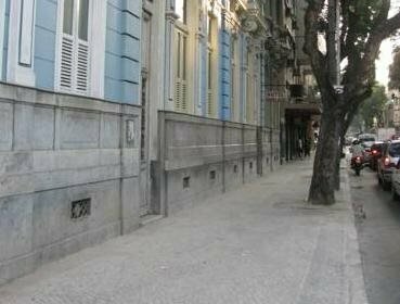 Girassol Carioca Hostel e Hotel, Забронировать Хостел Хостелы Рио-де-Жанейро, рядом с Площадь Тирадентис, Хостел