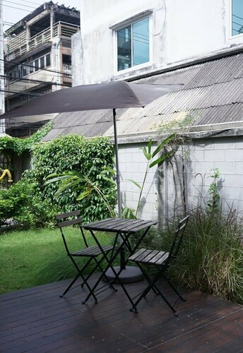 Baan Ongkharak bed & breakfast, Забронировать Отель Дусит 