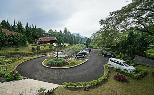 Capital O 3359 Pondok Wisata Jaden Trawas Mojokerto, Réserver Hôtel Hôtels à Trawas avec parking, Parking