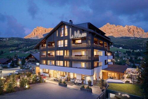 Hotel La Majun, Забронировать Отель Отели Альта Бадия с бассейном, Бассейн