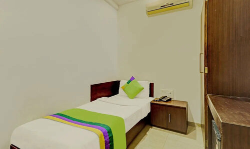 Loharkar Hotel, Забронировать Отель Отели штата Махараштры 3 звезды, 3*