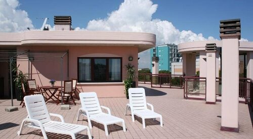 Residence Crystal Palace, Забронировать Отель Отели в центре Червия, в центре
