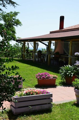 Francalancia Country Resort, Забронировать Курортный отель Кастельнуово-ди-Порто Лацио