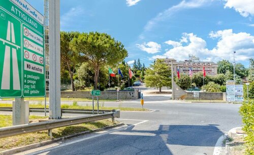 Hotel Umbria, Book Hotel Attigliano Umbrien