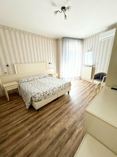 Hotel Riviera, Забронировать Отель Порто-Сан-Джорджо Побережье Марке