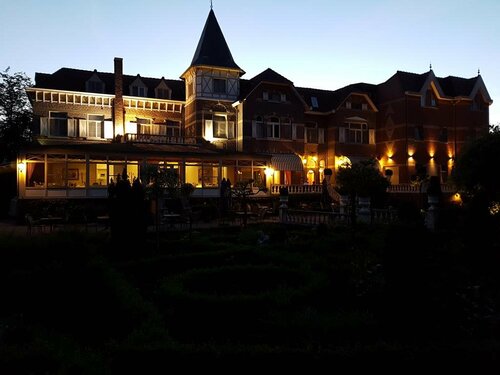 B&B t Goedhof, Забронировать Отель «постель и завтрак» Отели Маасейк с парковкой, Парковка