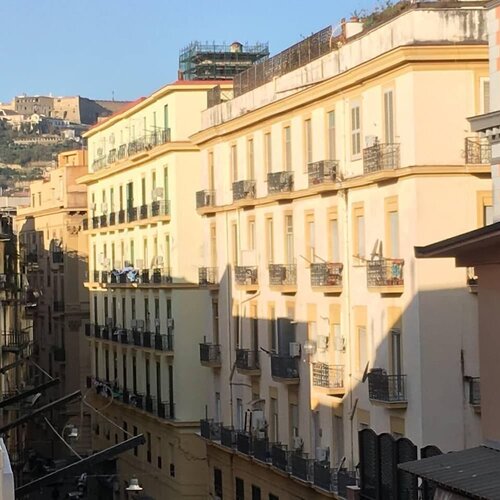 B&B Orto del conte, Забронировать Гостевой дом Неаполь - Центральный вокзал Неаполь, рядом с Церковь и монастырь Сан-Лоренцо-Маджоре