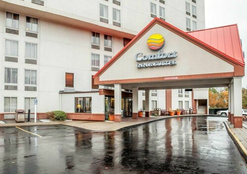 Comfort Inn & Suites Alexandria West, Buchen Sie Hotel Alexandria Washington DC und Umgebung