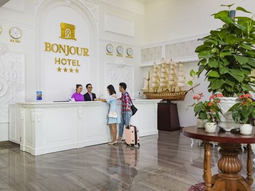 Bonjour Nha Trang Hotel, Забронировать Отель Отели Нячанга 3 звезды, 3*