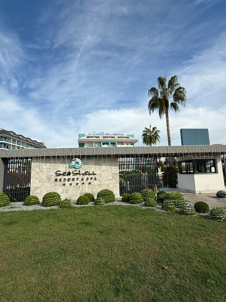 Seashell Resort & Spa