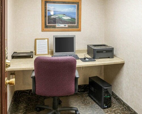 Quality Inn Savage - Bloomington West, Забронировать Отель Блумингтон штат Миннесота