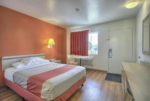Motel 6 New Cumberland, Boek Motel New Cumberland 