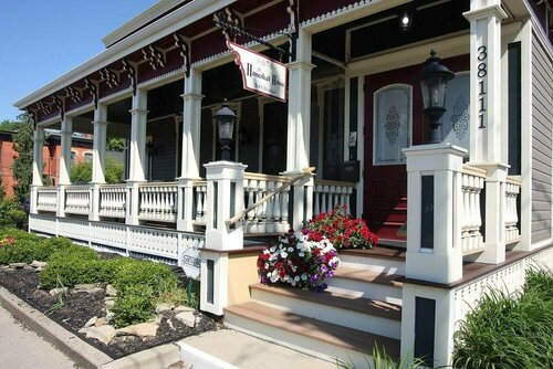 Homestead House B&B, Đặt Nhà nghỉ có bữa sáng Willoughby Hills Ohio