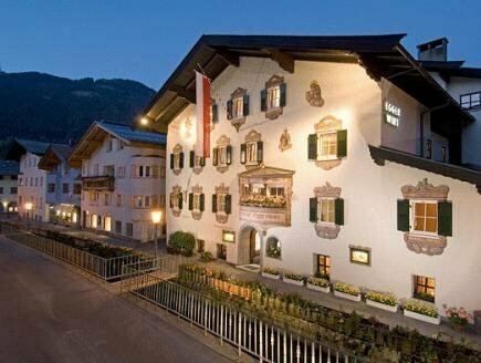 Gasthof Eggerwirt, Rezerwuj Hotel Hotele w Tyrol z Parkingiem, Parking
