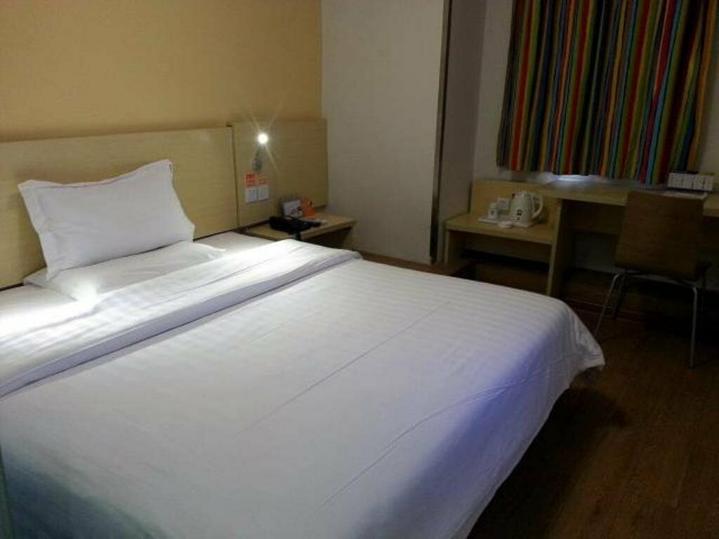 7 Days Inn Zhuhai Jida 2