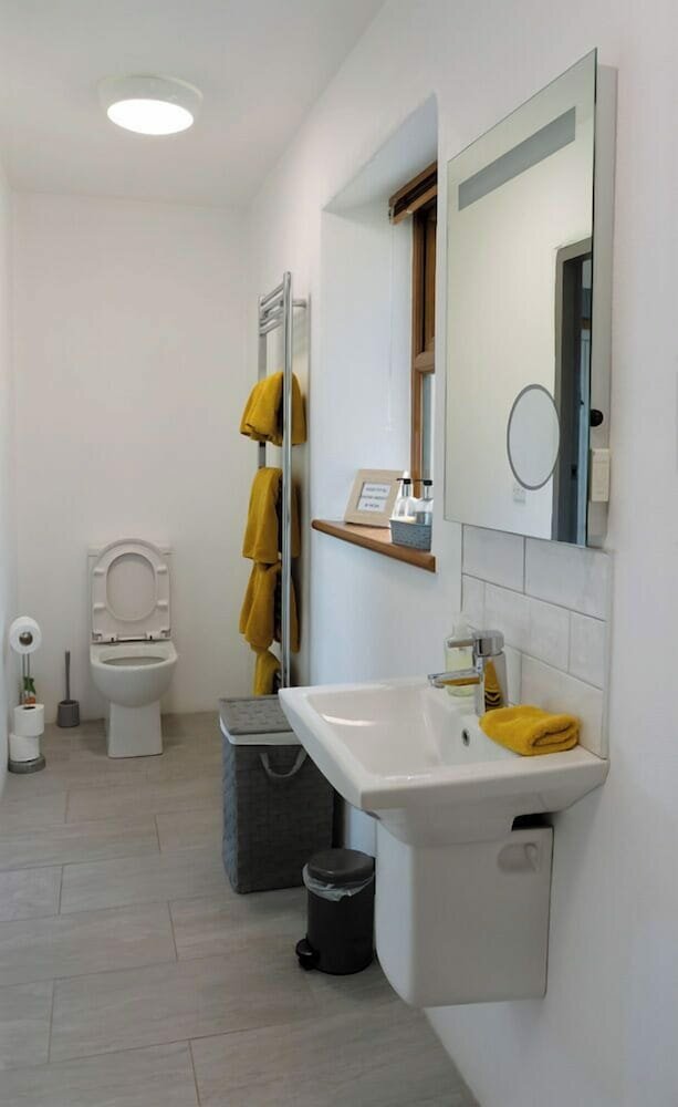 Makems Self Catering Cottage