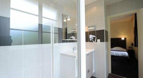 HI Brides-les-Bains, Забронировать Отель Отели Брид-ле-Бен с парковкой, Парковка