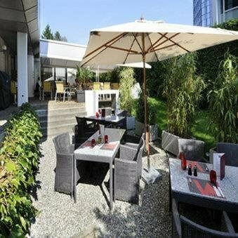 Nash Airport Hotel, Varaa Hotelli Vaud All Inclusive -hotellit, All Inclusive