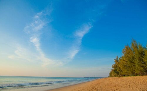 Light Khao Lak Resort, Забронировать Курортный отель Банг-Нянг-Бич Кхаулак, рядом с пляж Банг Нианг