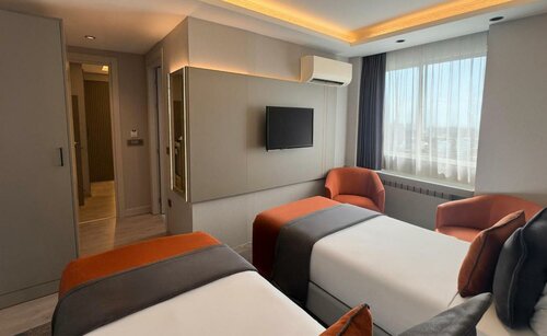 Hotel Zurich Istanbul, Book Hotel Hoteller i Istanbul med pool, nær Beyazit State Library, Swimmingpool