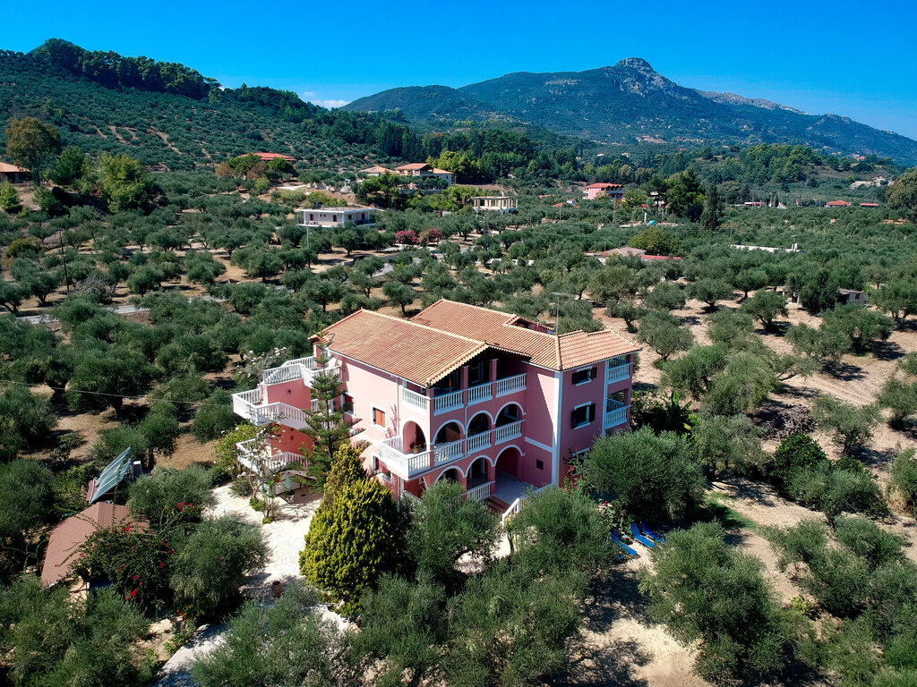 Arazzo Apartments