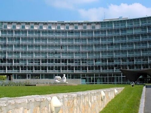 VLH Montparnasse Eiffel, Забронировать Отель 15-й округ: Порт-де-Версаль Париж, рядом с Musée de La Poste