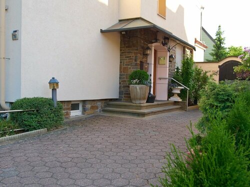Haus Mooren, Hotel Garni, Забронировать Отель Билк Дюссельдорф, рядом с Дюссельдорфский университет имени Генриха Гейне