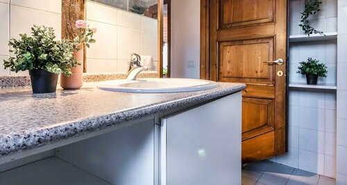 JOIVY Big Wooden Apartment for 6 near Milano Center, Забронировать Апартаменты/квартира Апартаменты Милана, рядом с Крочетта, Апартаменты/квартира