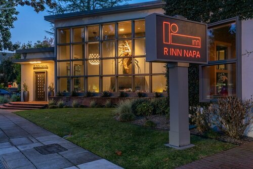 R Inn Napa, Rezervați Hotel Napa Napa Valley Wine Country