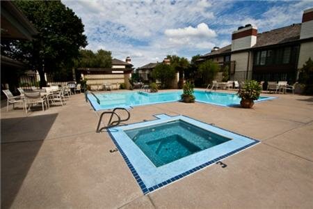 The Inn at Tallgrass, Book Hotel Hoteller i Wichita med pool, Swimmingpool