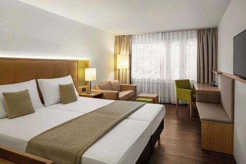 Ramada by Wyndham Baden Hotel du Parc, Забронировать Отель Баден Ааргау